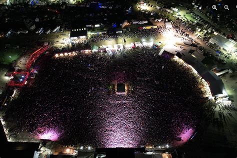 The 15 Wildest Photos & Videos from Sturgis to Make it to Social。